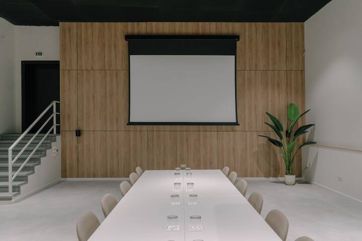 Meeting 48 of 61