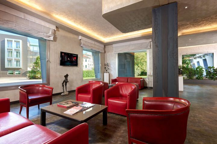 Lobby Photos