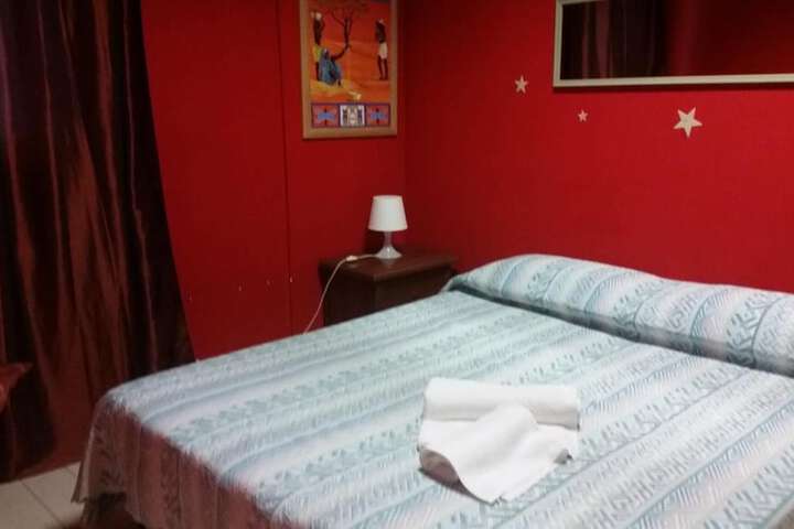 Room 25 of 53
