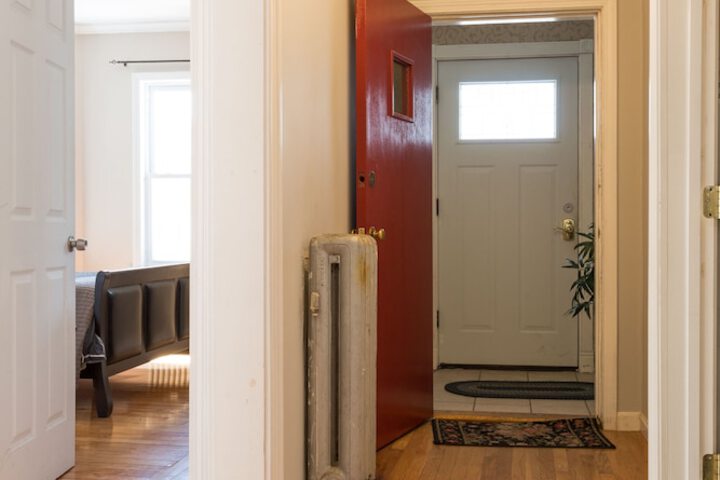 Room 13 of 19