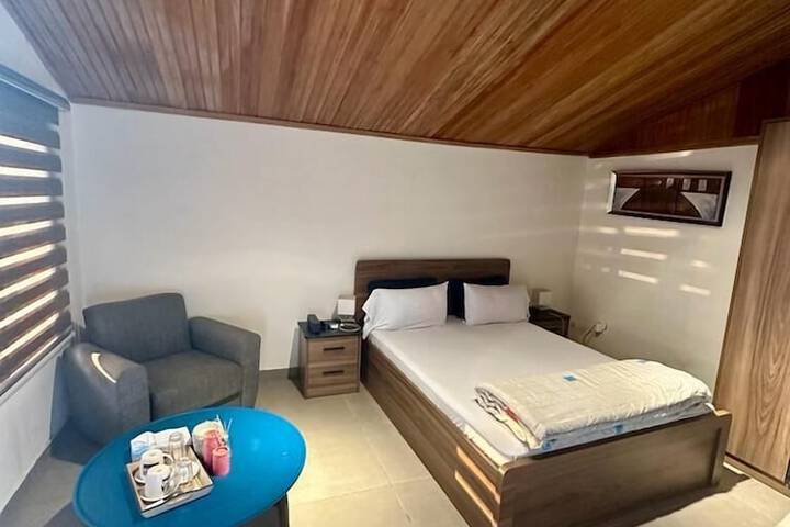 Room 3 of 29