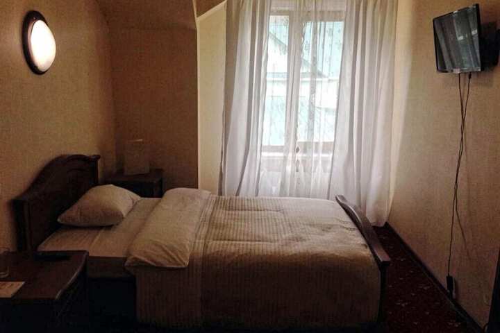 Room 21 of 57