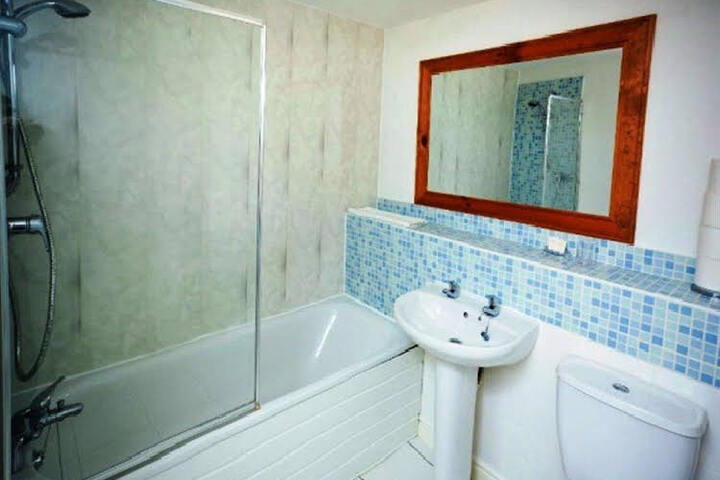 BRISTOL SERVICED LETTINGS