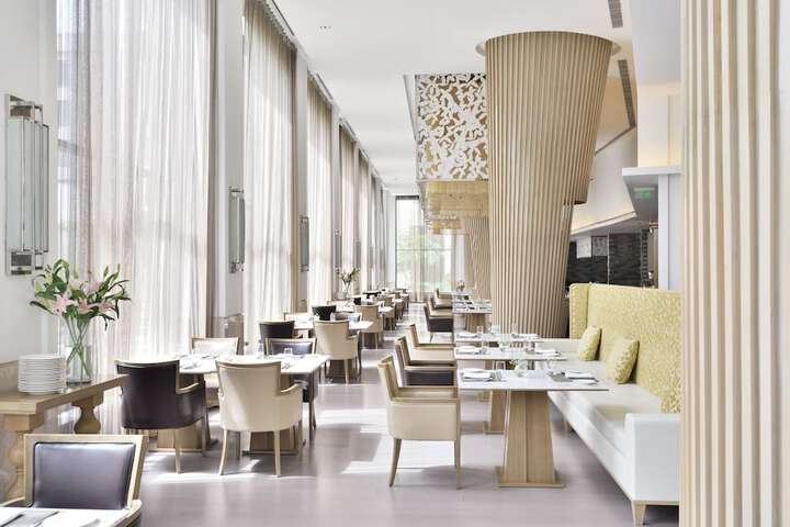 Dining 73 of 117