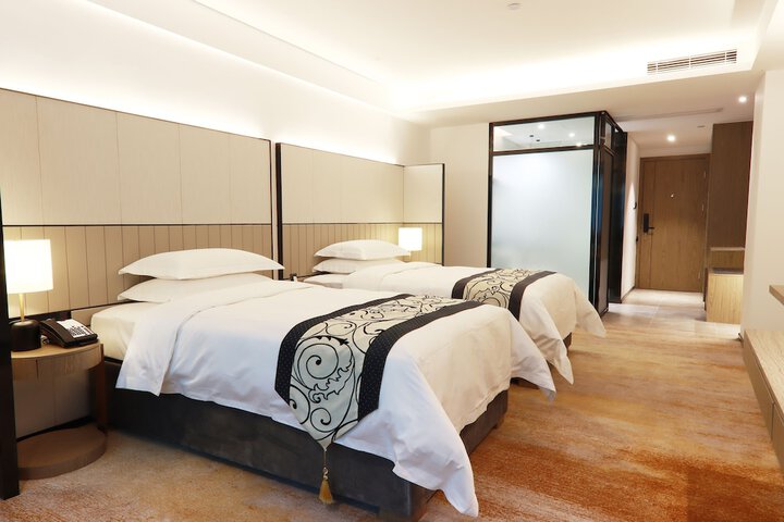 Room 15 of 41