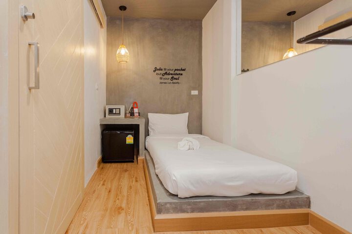 Room 7 of 47