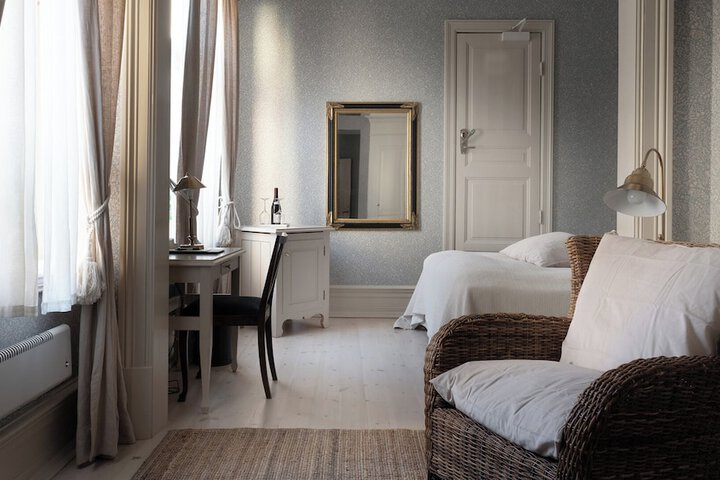 Room 22 of 51