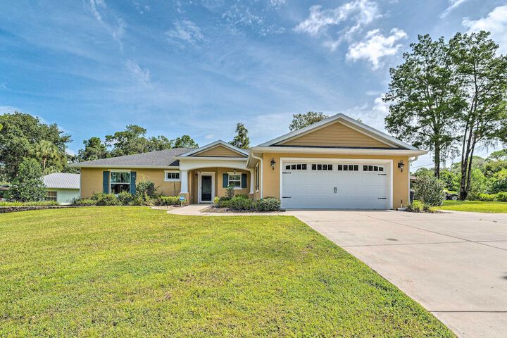 Rainbow River Home w / Private Kayak Dock