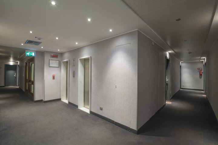 Ballroom/Hall 38 of 39