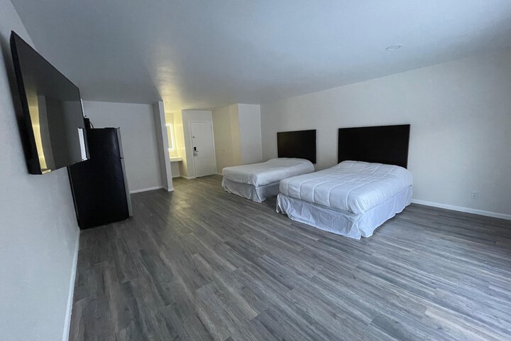 Room 19 of 50