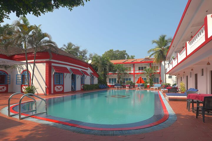 Pools & Facilities