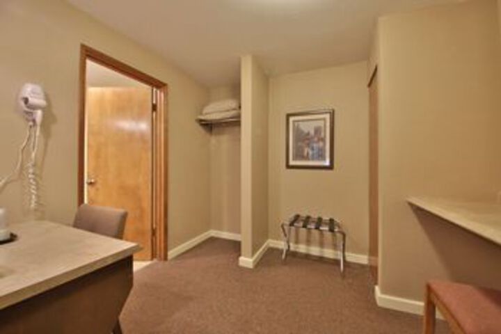 Room 46 of 56