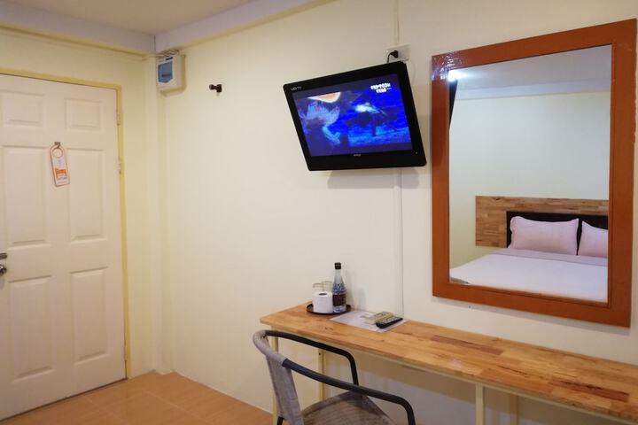 Room 14 of 39