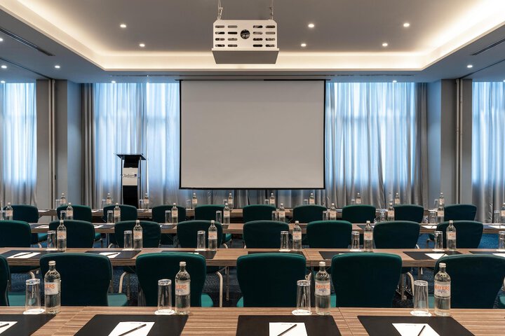 Meeting 118 of 134