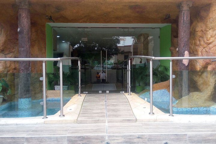 Hotel 34 of 39