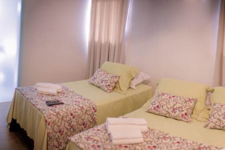Room 4 of 16