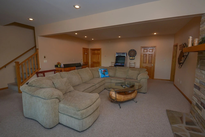 Room 10 of 26