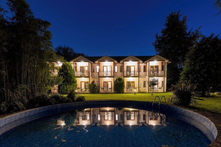 VILLAGE PARK RESORT SPA