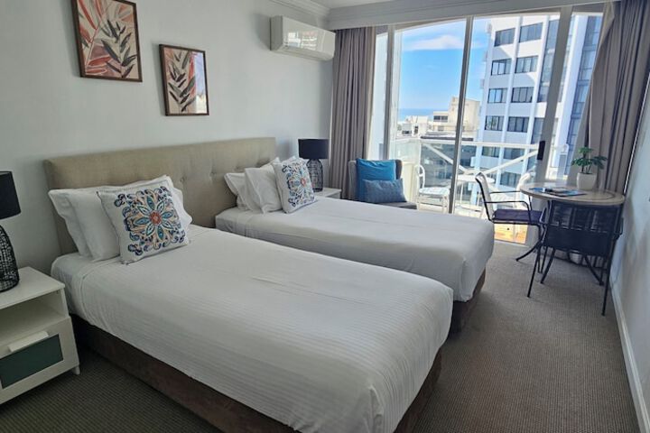 Room 12 of 85
