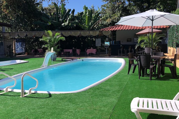 Pool 12 of 50