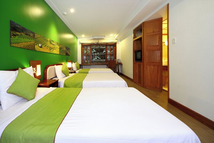 Room 15 of 119