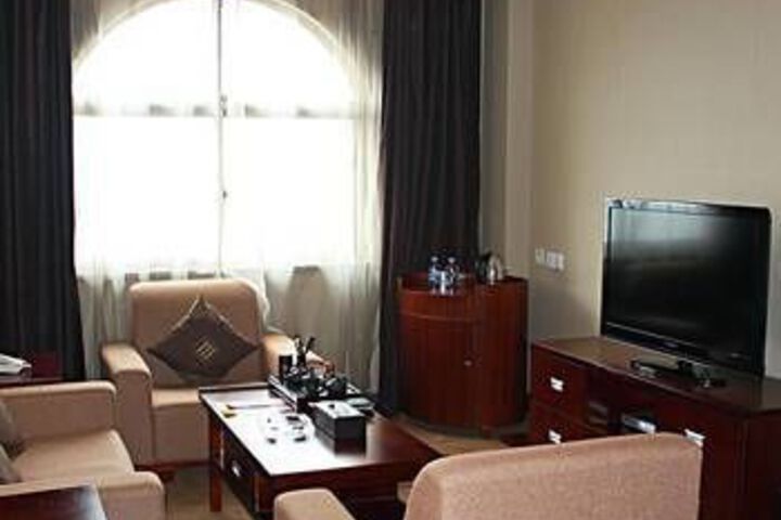 Room 8 of 47