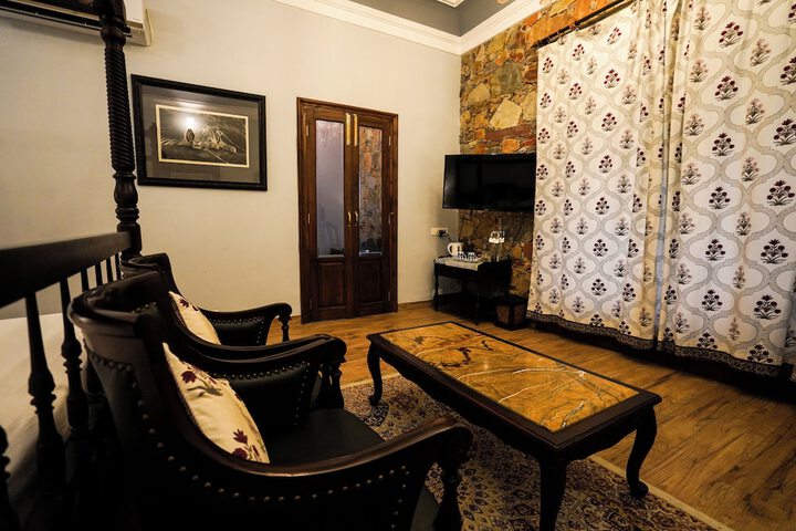 Room 54 of 112