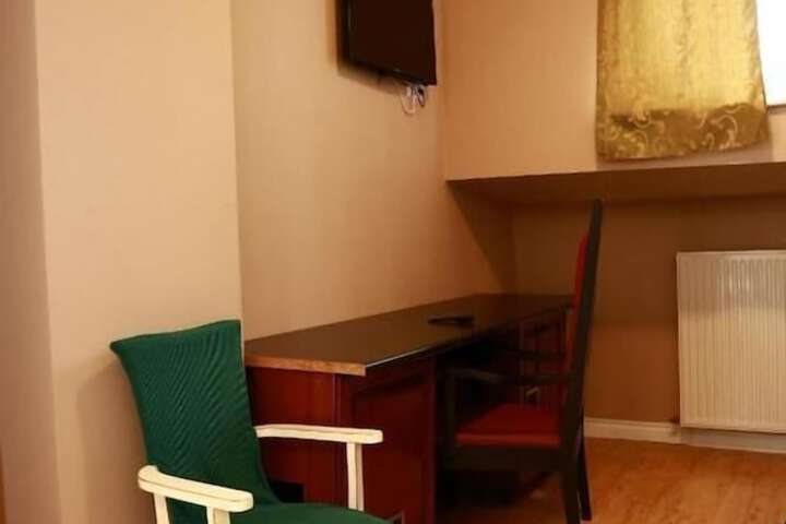 Room 18 of 51