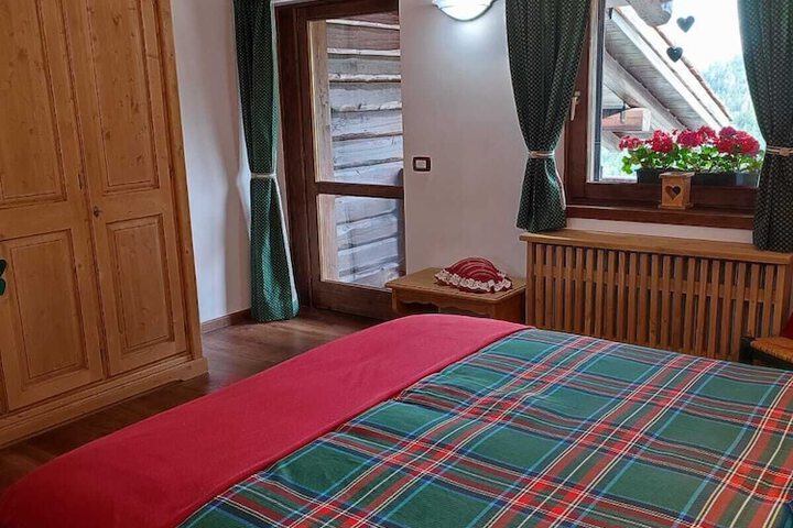 Room 54 of 132