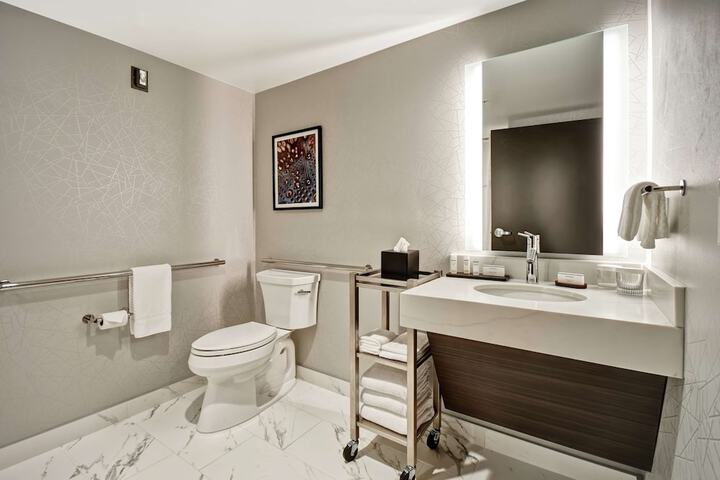 Bathroom shower