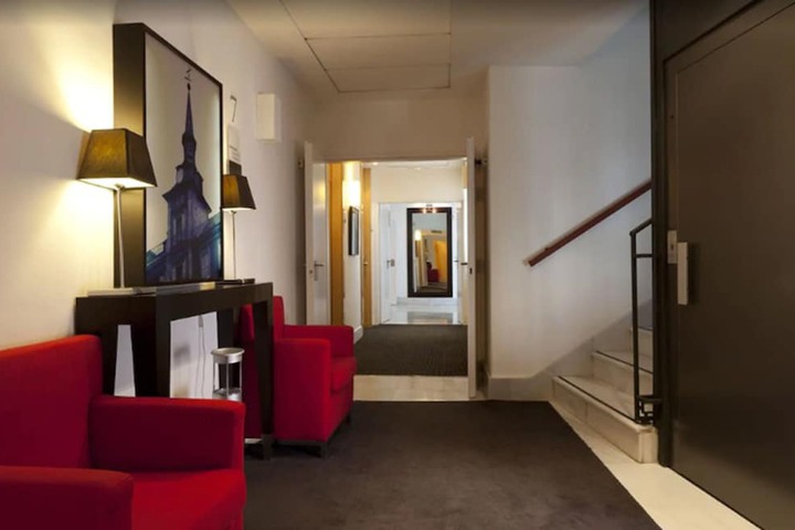 Ballroom/Hall 50 of 61