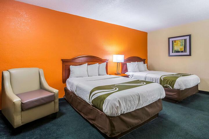 Double Bed Accessible (14 of 18)