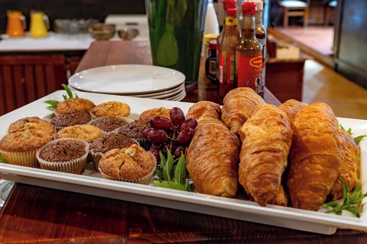 Breakfast/Coffee Service 56 of 68