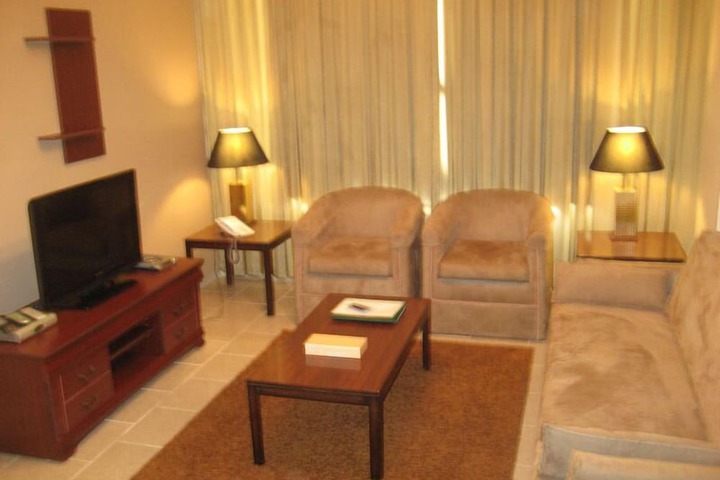Room 14 of 27