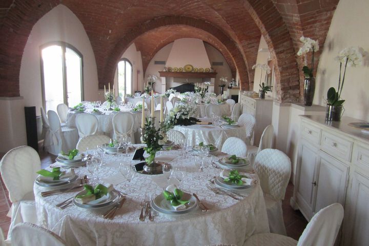 Ballroom/Hall 14 of 23