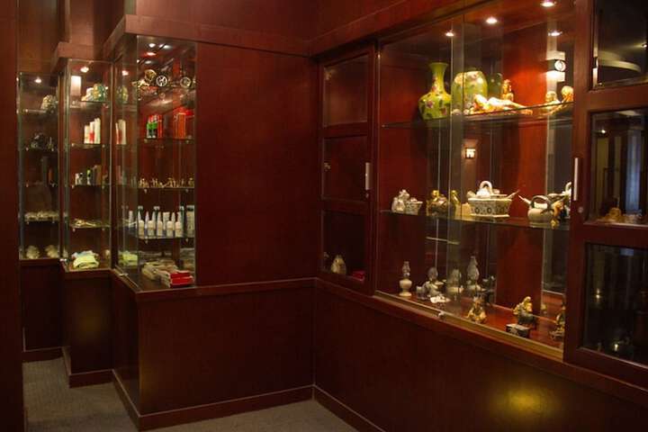 Gift Shop 19 of 33