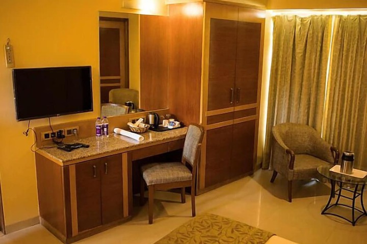 Room 11 of 29