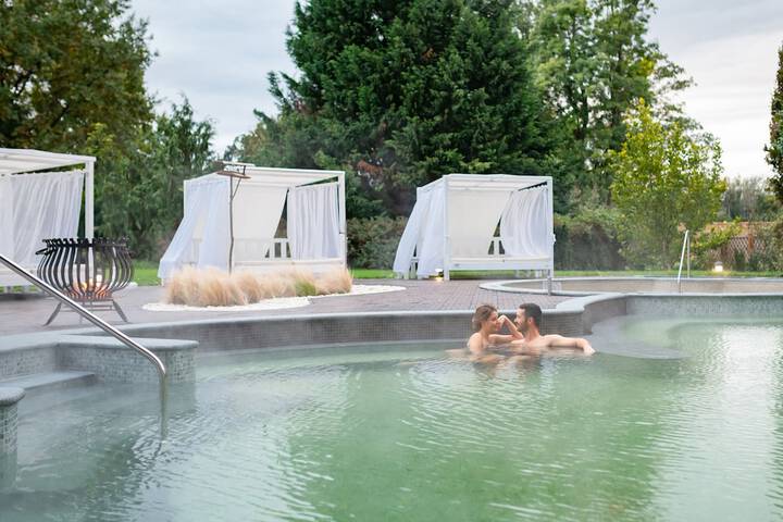 Pool 36 of 60