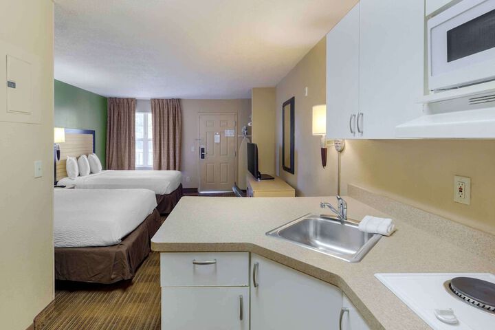 Studio 2 Double Beds (5 of 5)