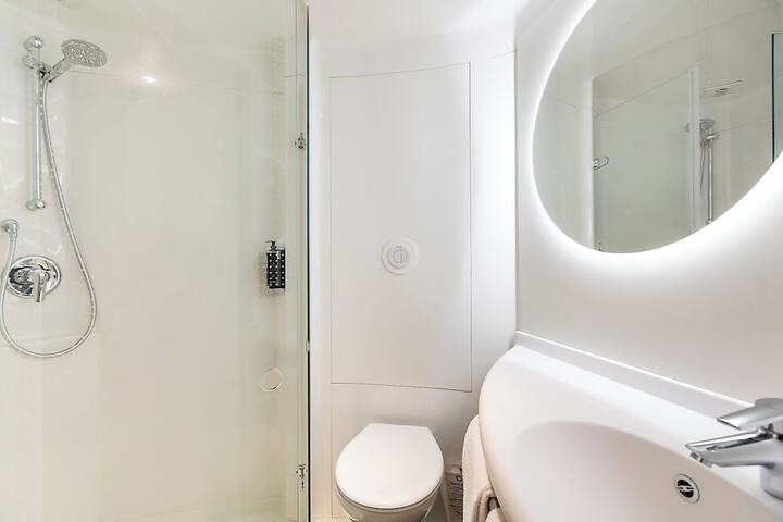Clean Restrooms