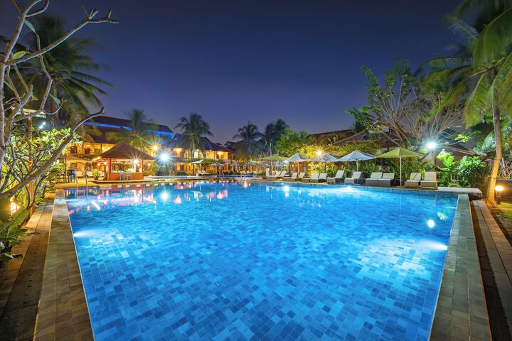 Pool 50 of 126
