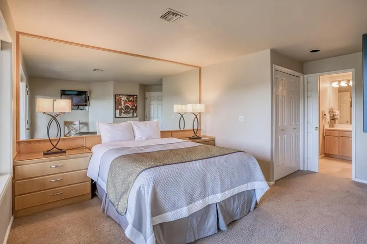 Room 5 of 23