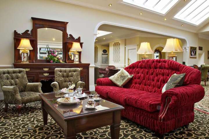 Hotel Lobby