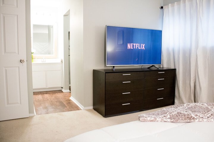 Room 2 of 19