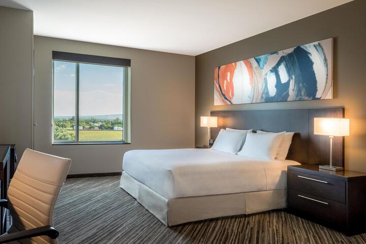 Room 2 of 5
