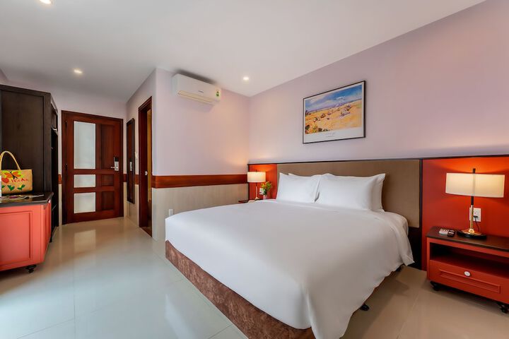 Room 14 of 31