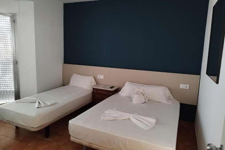 Room 10 of 21