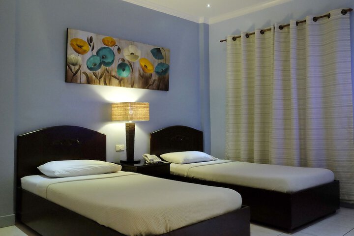Room 17 of 50