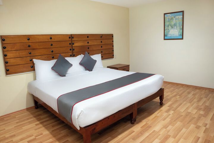 Room 21 of 182
