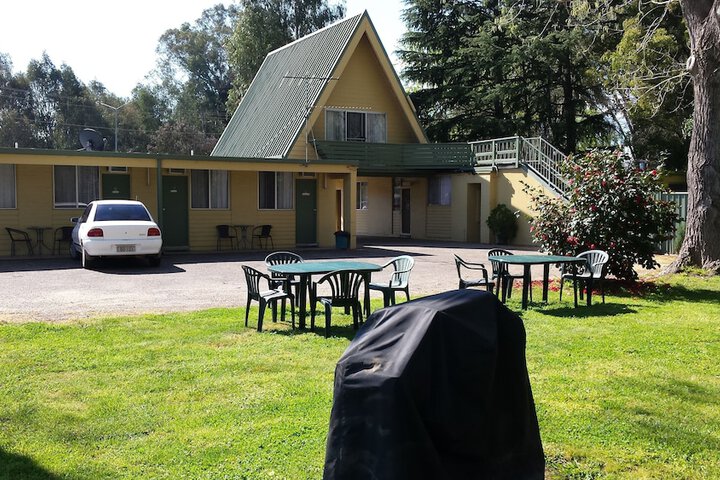 Millers Cottage Motel